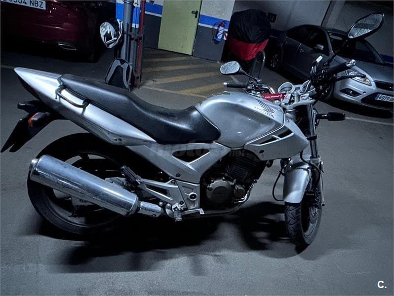 Honda CBF 250 – Vista 4