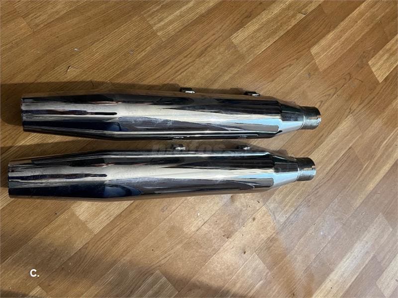 Harley-Davidson Sportster Superlow – Vista 10