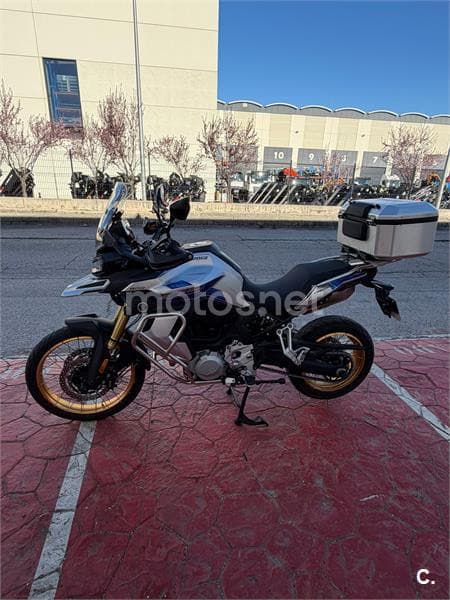 Voge 900 DSX – Vista 3