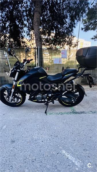 Keeway RKF 125 – Vista 1