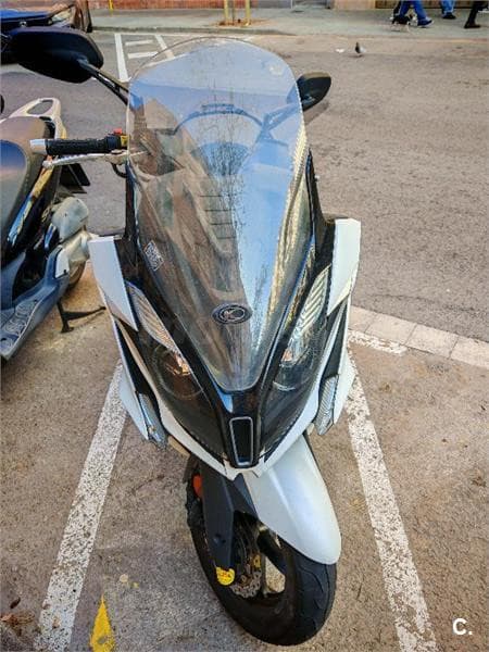Kymco Super Dink 125i – Vista 2