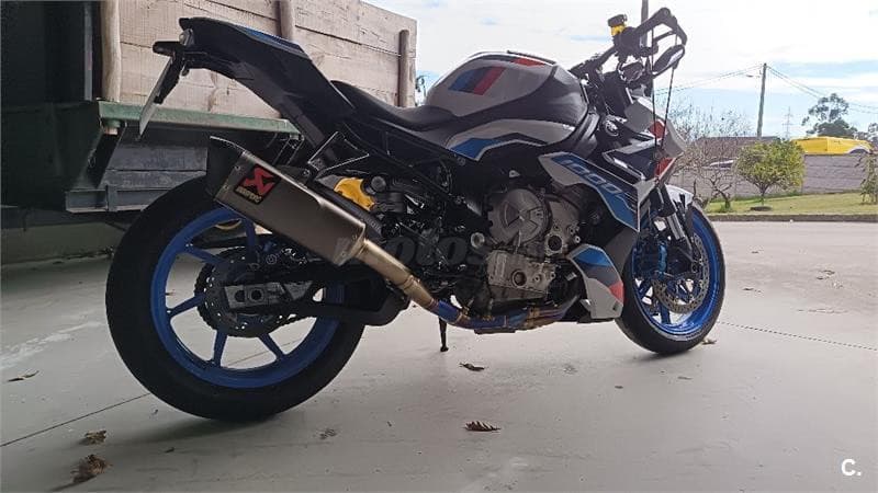 BMW M 1000 R – Vista 7