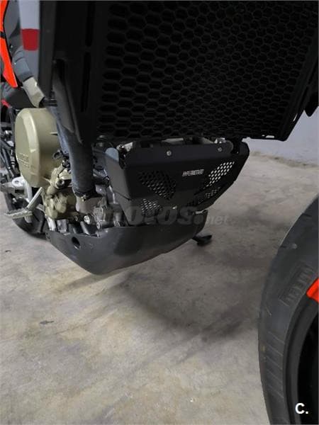 Ducati Hypermotard 698 Mono – Vista 4