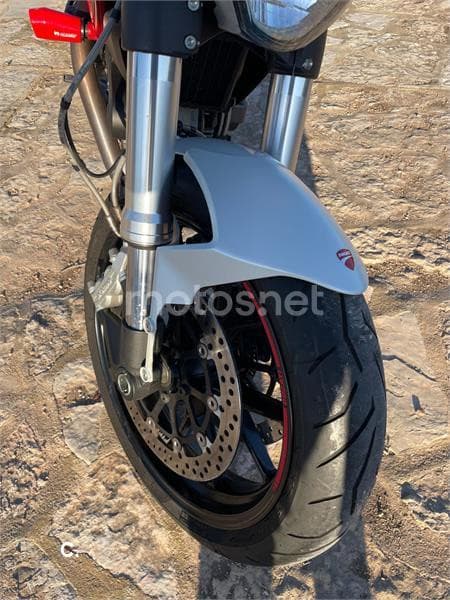 Ducati Monster 796 ABS – Vista 10