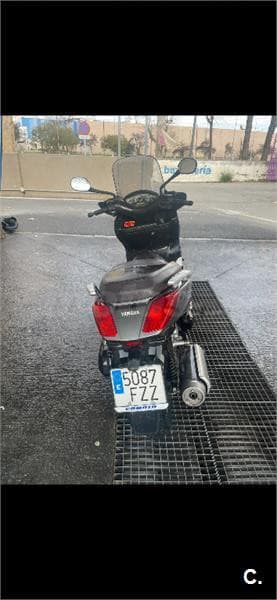 Yamaha XMAX 250 – Vista 1