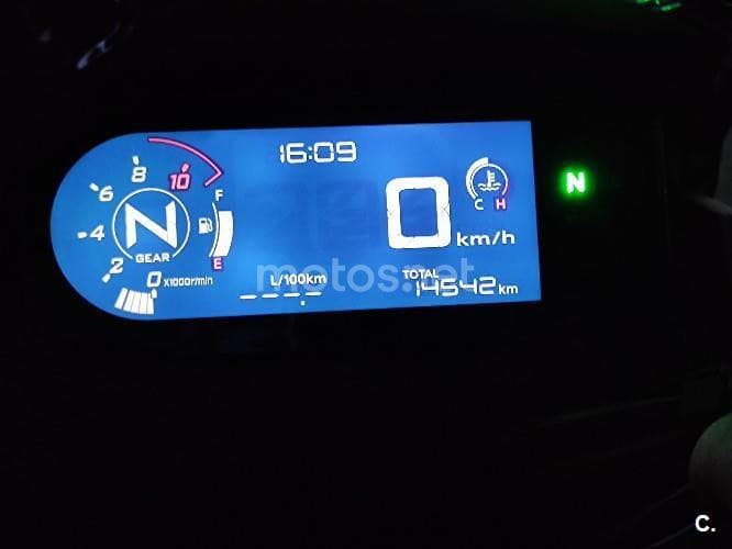 Honda CB 500 X – Vista 1