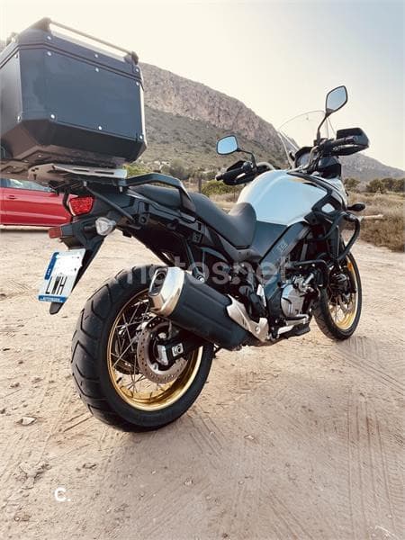 Suzuki V-Strom 650 XT ABS – Vista 2