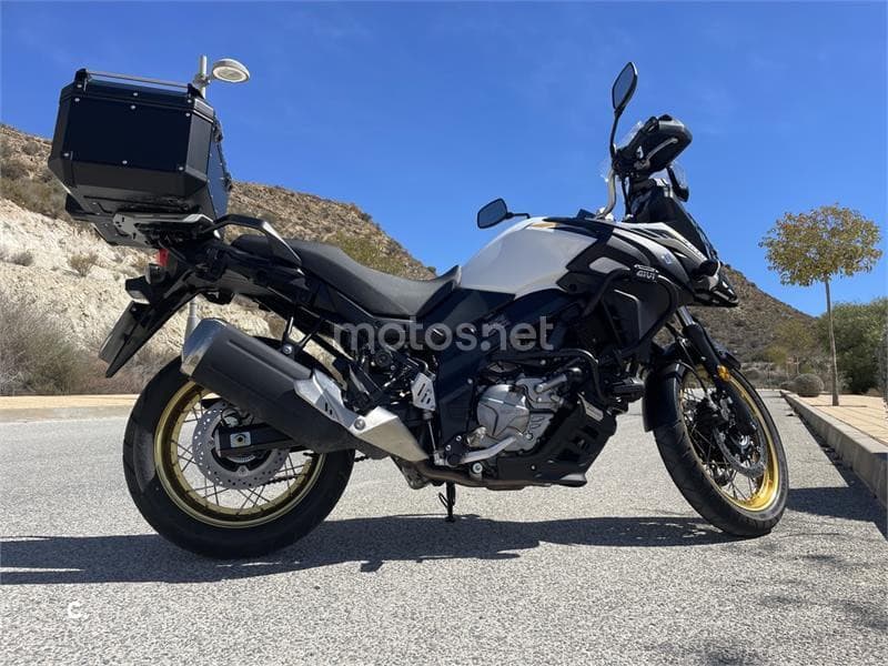 Suzuki V-Strom 650 XT ABS – Vista 3
