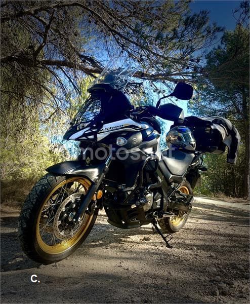 Suzuki V-Strom 650 XT ABS – Vista 9