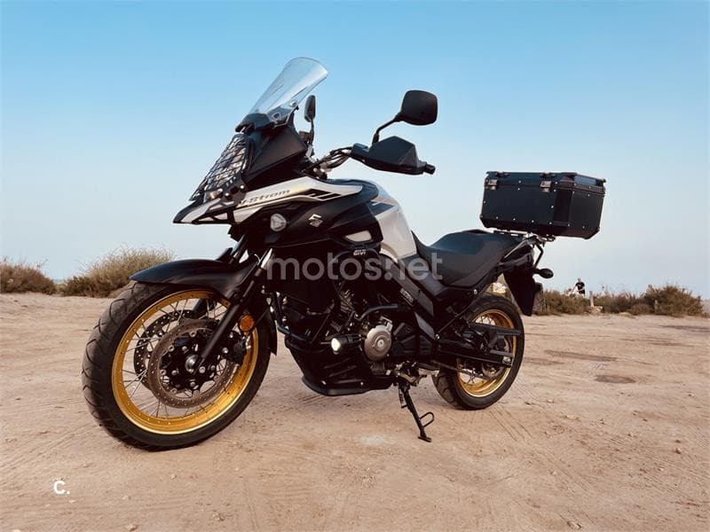 Suzuki V-Strom 650 XT ABS – Vista 10