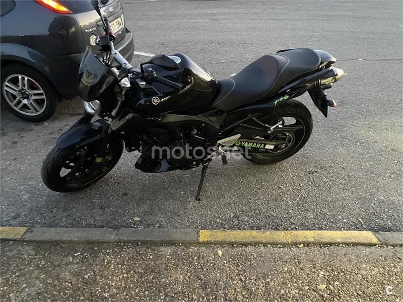 Yamaha FZ6 N S2 – Vista 2