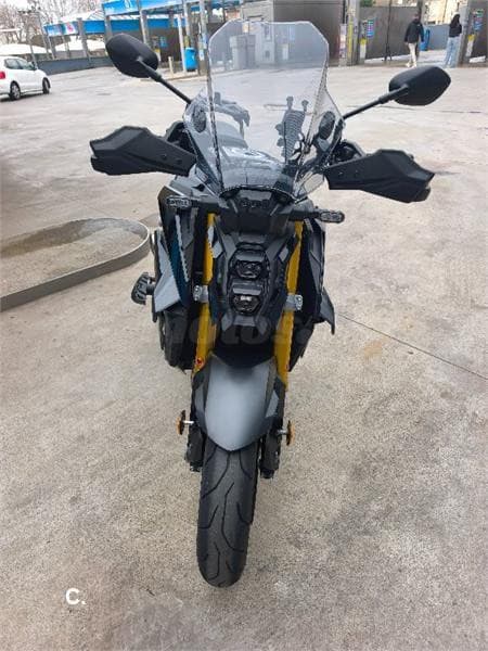 Suzuki GSX-S – Vista 5