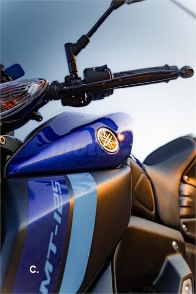 Yamaha MT-125 – Vista 3