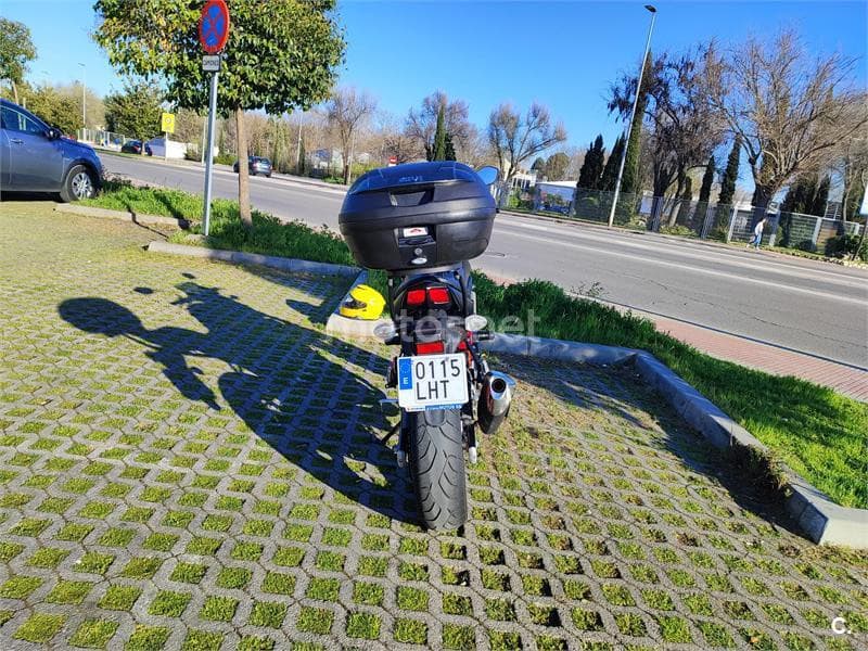 Suzuki SV 650 – Vista 2