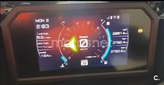 Yamaha TMAX – Vista 2