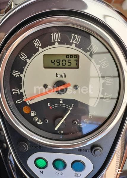 Kawasaki VN 900 CLASSIC – Vista 5