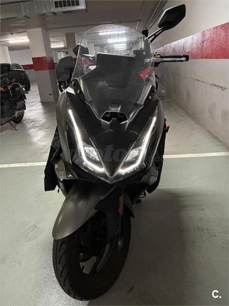 Kymco Super Dink 350i – Vista 3