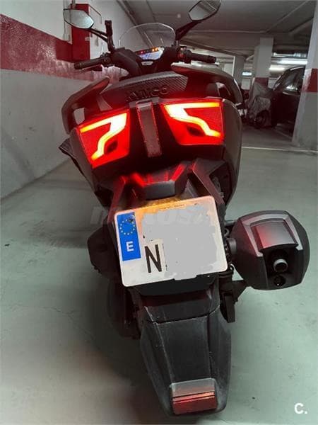 Kymco Super Dink 350i – Vista 4