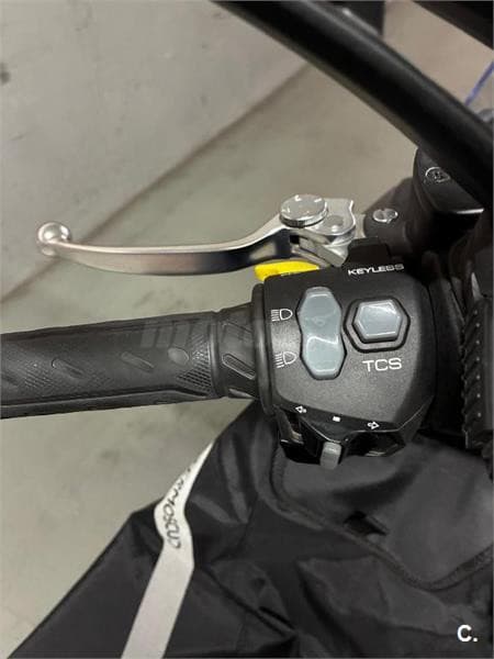 Kymco Super Dink 350i – Vista 7