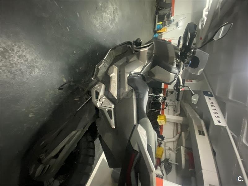 Honda X-ADV – Vista 8