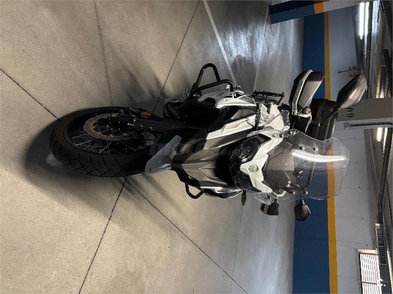 Benelli TRK 502 – Vista 5