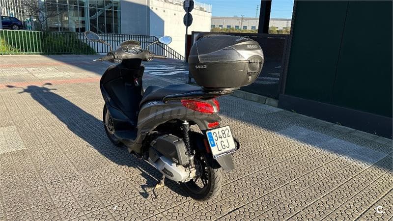 Piaggio Medley – Vista 3