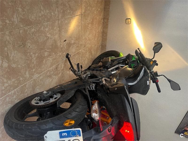 Kawasaki Z 125 – Vista 4