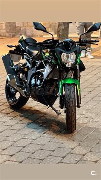 Kawasaki Z 125 – Vista 7