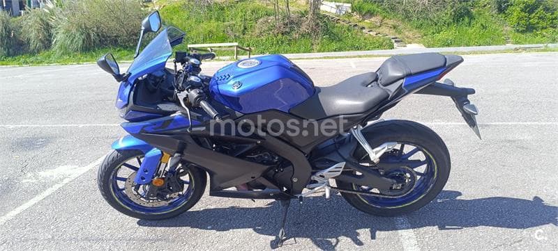 Yamaha YZF R 125 – Vista 4
