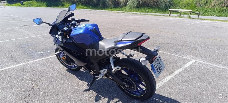 Yamaha YZF R 125 – Vista 6