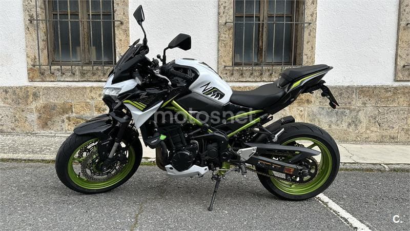 Kawasaki Z 900 – Vista 2
