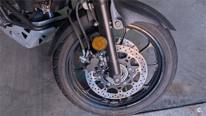 Suzuki V-Strom 650 ABS – Vista 7