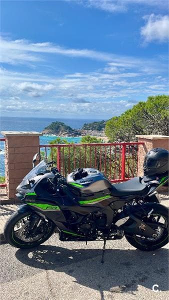 Kawasaki ZX 6R – Vista 1