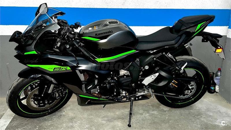 Kawasaki ZX 6R – Vista 3