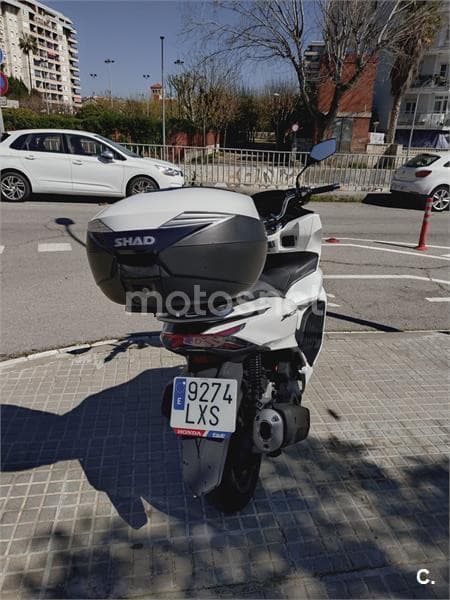 Honda PCX 125 – Vista 7