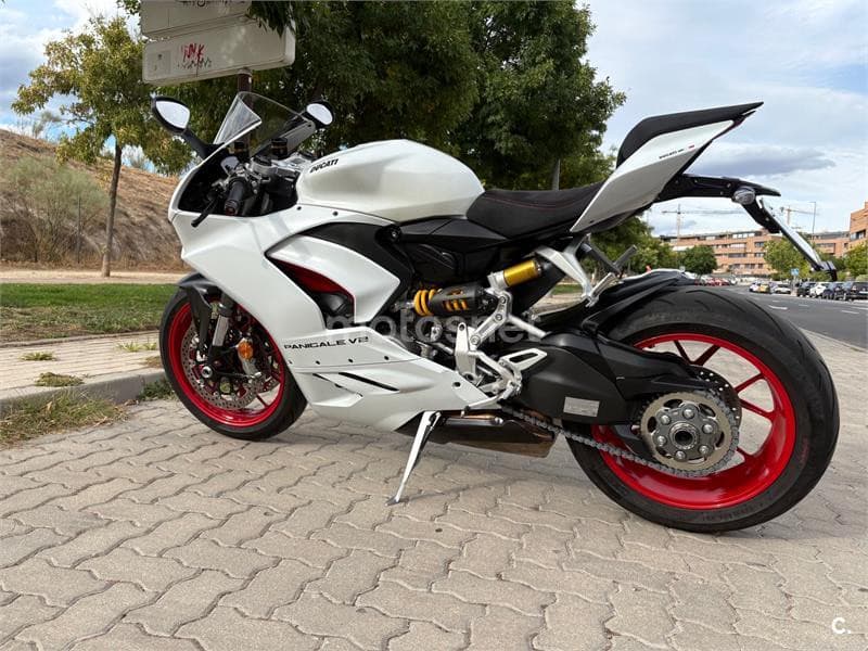 Ducati Panigale V2 – Vista 1