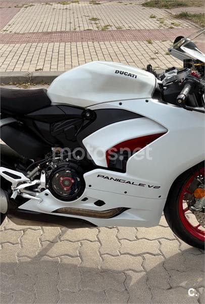 Ducati Panigale V2 – Vista 7