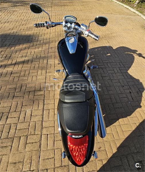 Suzuki Intruder M1800R – Vista 9