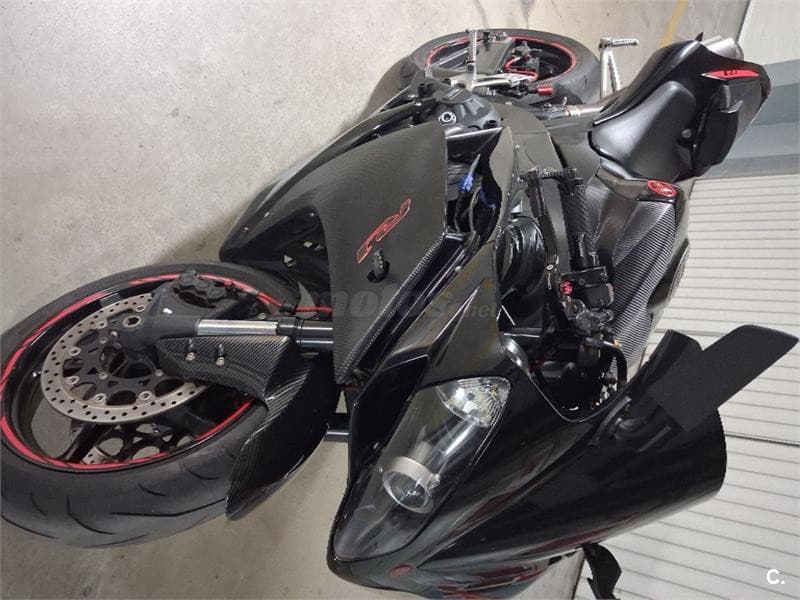 Yamaha YZF R1 – Vista 3