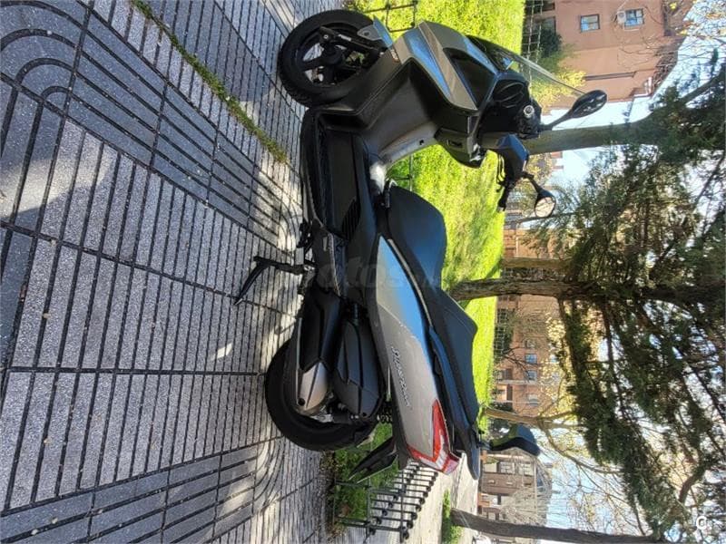 Kymco Super Dink 300I ABS – Vista 1