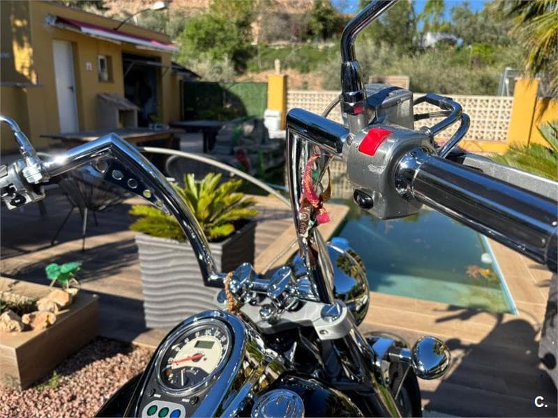 Kawasaki VN 900 CLASSIC – Vista 7