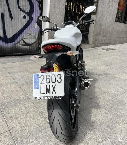 Ducati Monster 797 – Vista 2