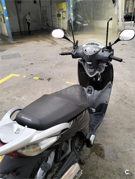 Honda Scoopy SH150i – Vista 4