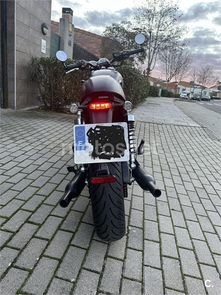 Triumph Bonneville T120 – Vista 17