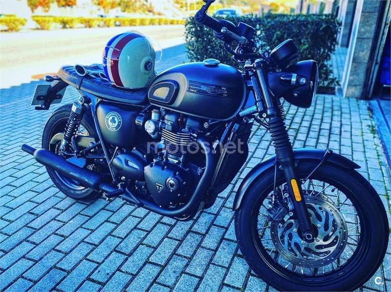 Triumph Bonneville T120 – Vista 18