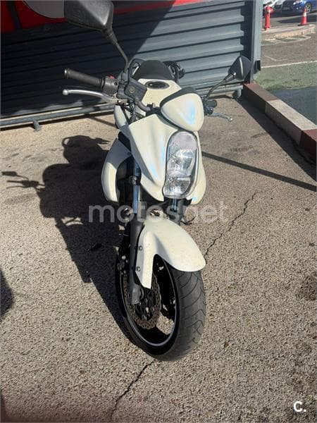 Kawasaki ER 6N  ABS – Vista 5