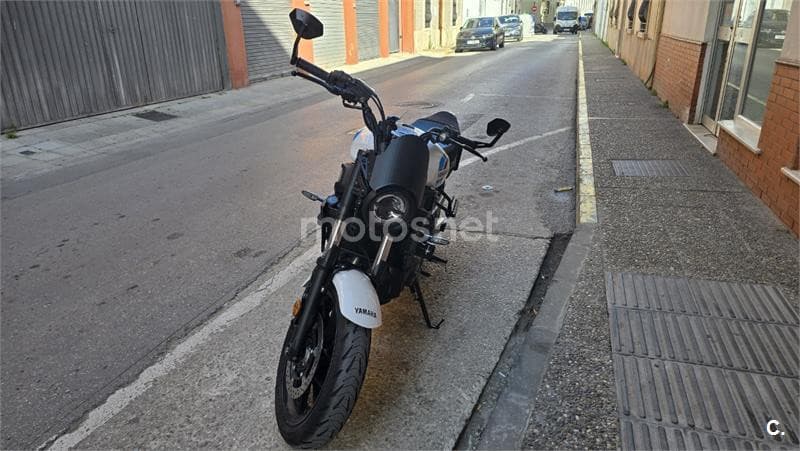 Yamaha XSR700 – Vista 3