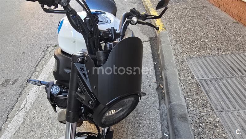 Yamaha XSR700 – Vista 5