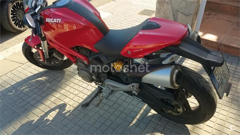 Ducati Monster 696+ ABS – Vista 3