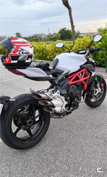 MV Agusta BRUTALE 800 EAS – Vista 1
